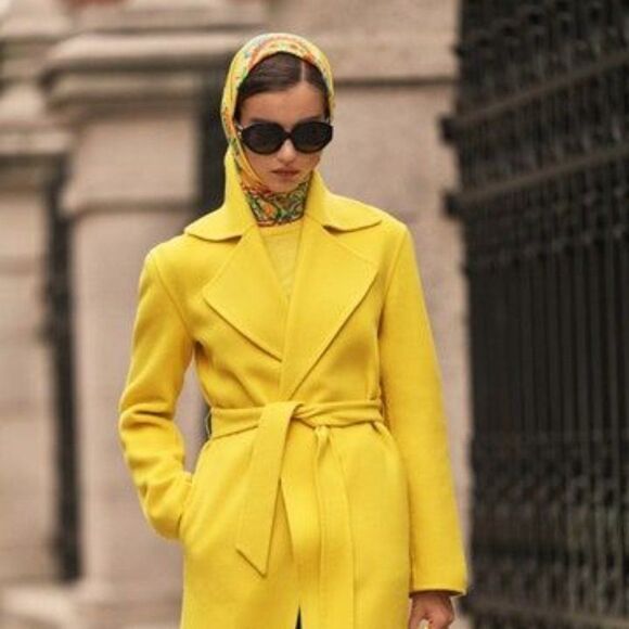 Ralph Lauren Resort 2009 Collection Purple Watercolor Floral Square Silk Scarf - Picture 13 of 16